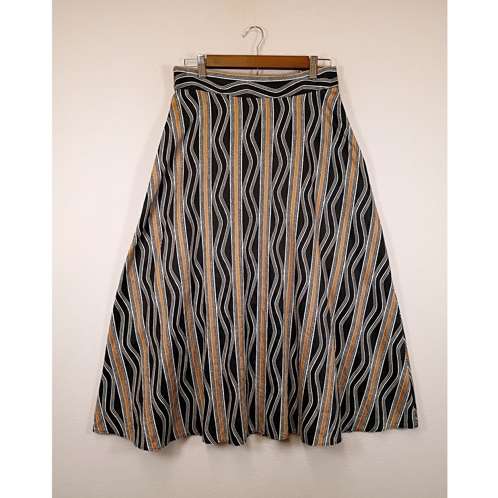 Mod Geometric Ann Taylor Factory Women 6 Black Wavy Stripe A-Line Midi Skirt